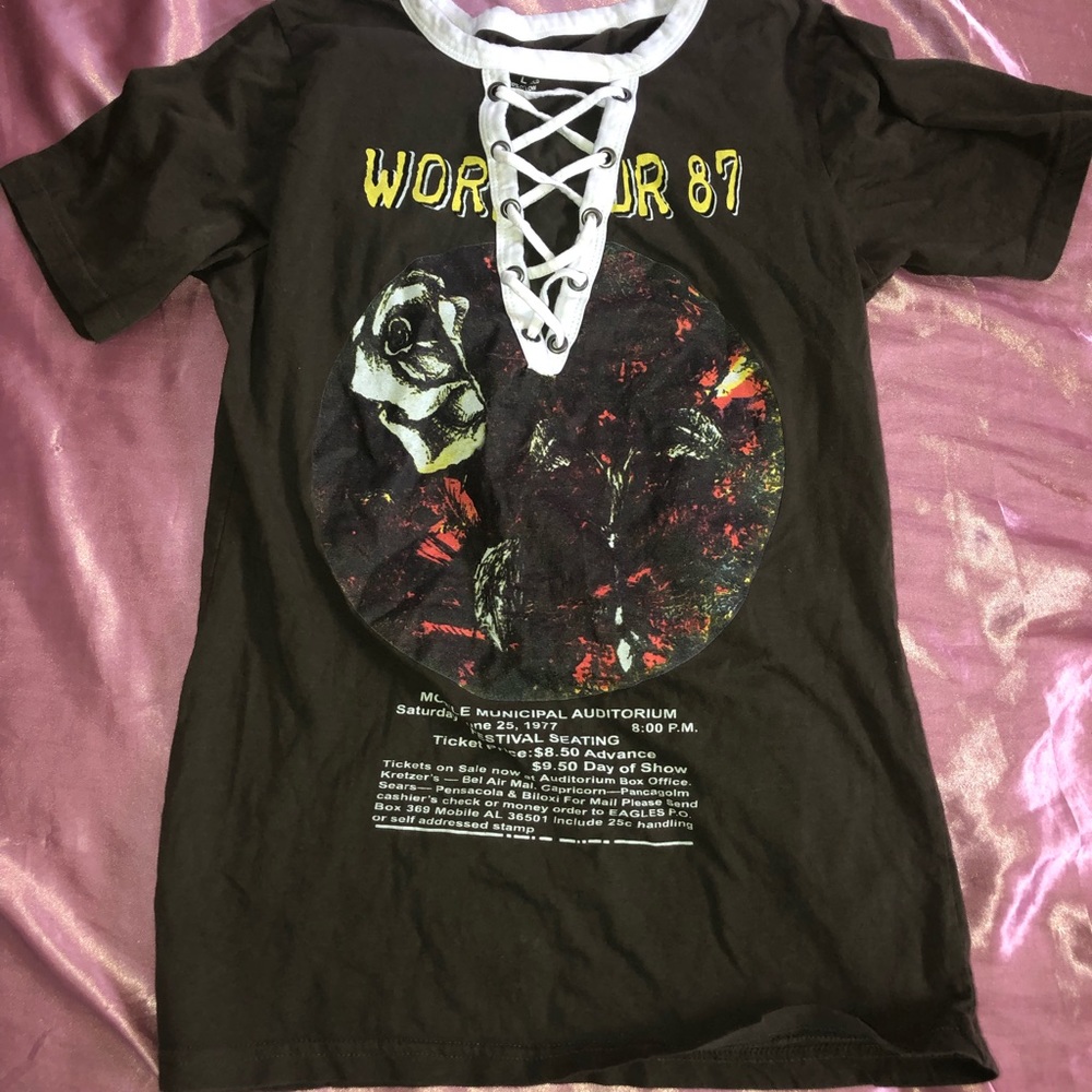 World 87 tour tee